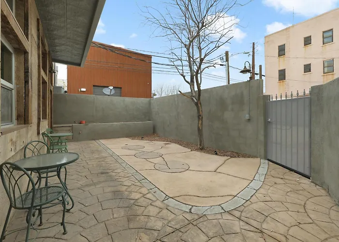 Brunswick 101 Apartment *